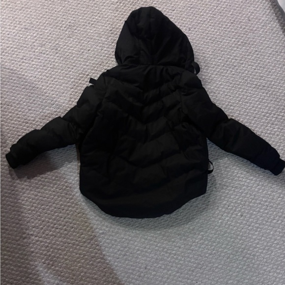 Women's Black Puffer Jacket - Picture 3 of 4